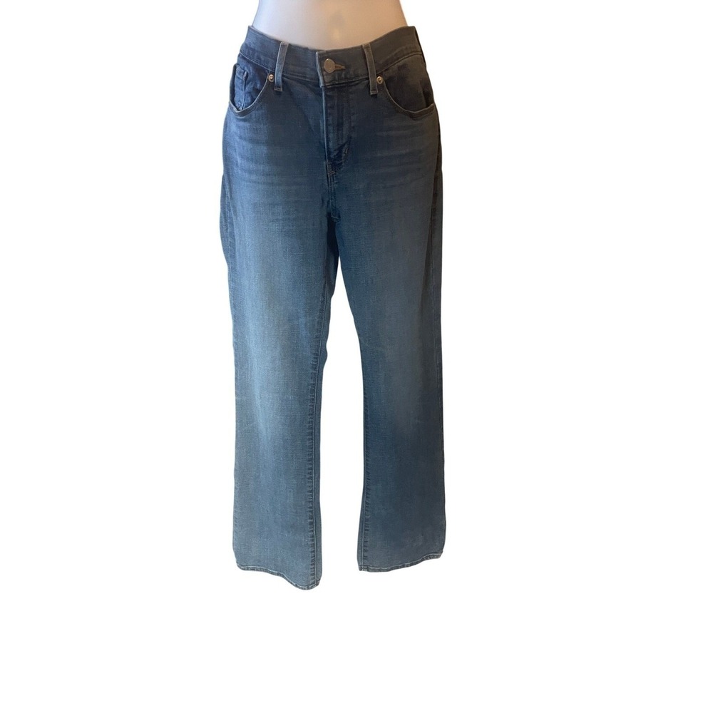 Levis Womens Classic Bootcut Jeans Size 6 Mid Blue Western Cowgirl Everyday
